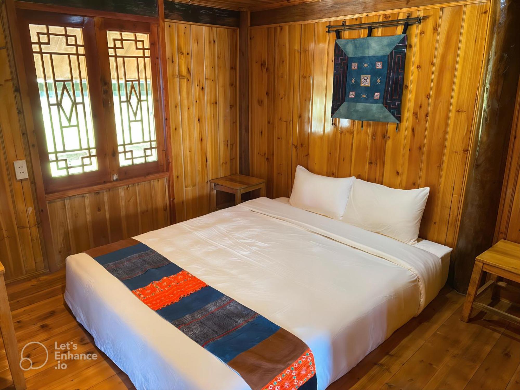 Muong Hoa Eco Hotel *