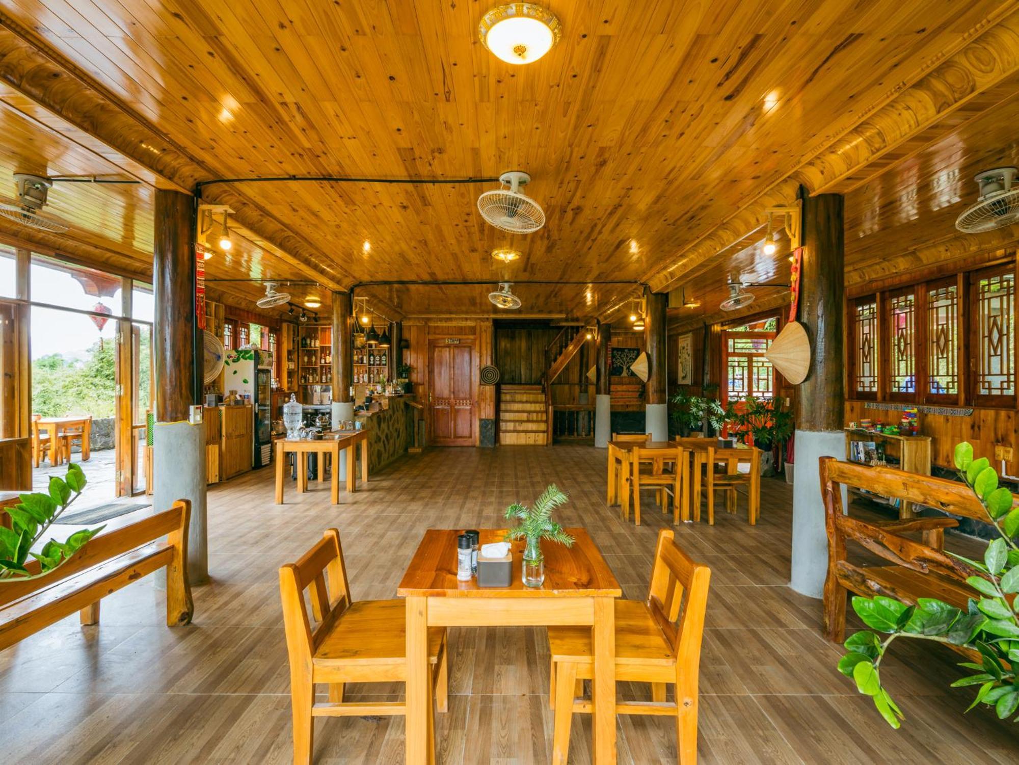 Muong Hoa Eco Hotel