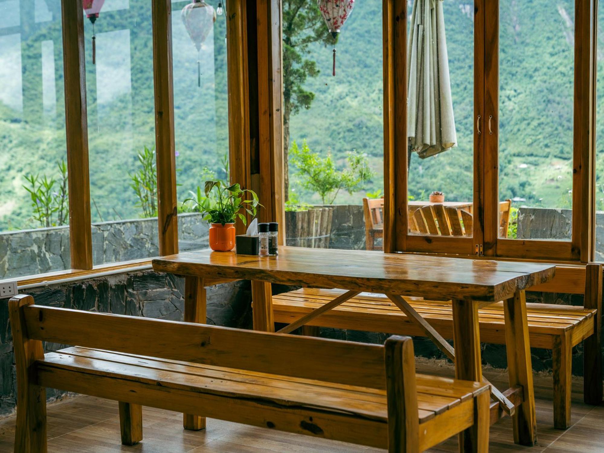 Muong Hoa Eco Hotel